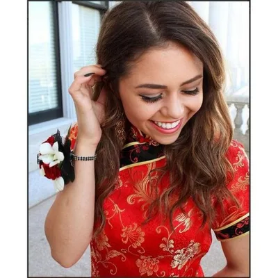 Episode 54: Prom Dress Cultural Appropriation?