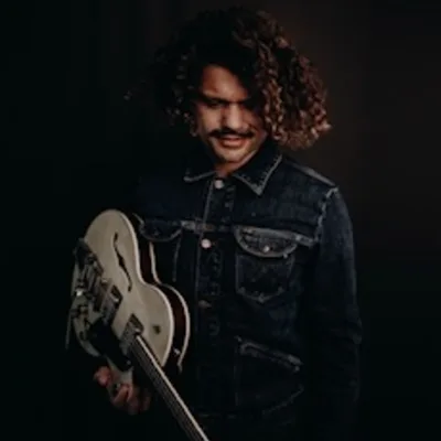 113. What it means to be a booze free Dad - Fathers Day edition with Ash Grunwald and Greg Jennings.