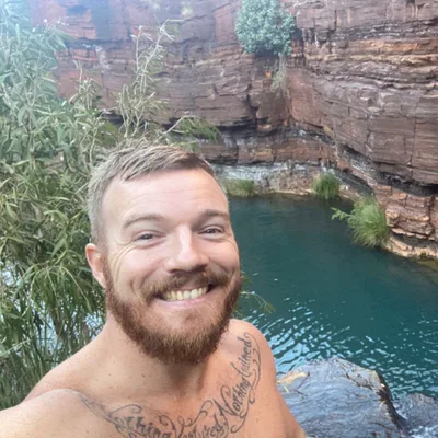 109. Coming out sober with Luke Cooper