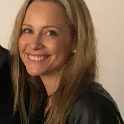 85. Surviving the parenting blues in sobriety with Kate Morrison