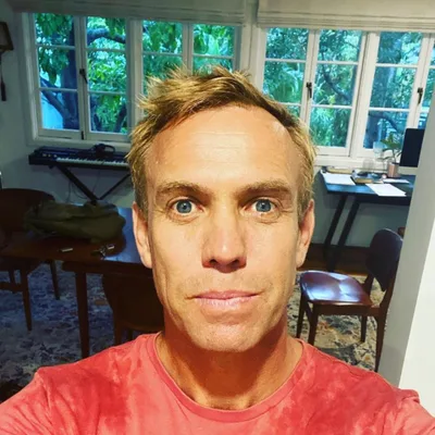 38. The psychology of alcohol dependency with therapist Ben Schiller