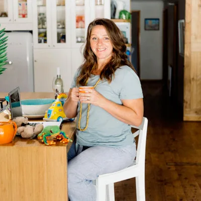 25. Abandoning yourself with Victoria Vanstone