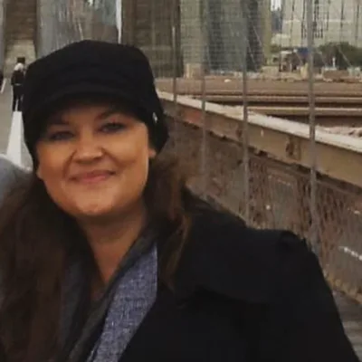 4. When bingeing takes a dangerous turn - Lyndal Hunt