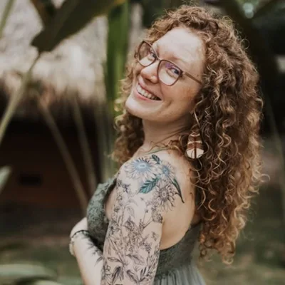 Ep.5 Brianna’s Story (Recovery from people pleasing, Sensuality vs Sexuality, womb healing)