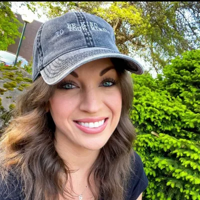 Ep. 10 Sarah's Story : Recreation of Self (Breaking the Chains of Perfectionism)