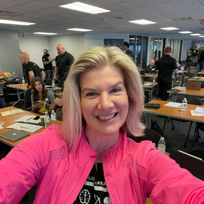 45 ⚓️ Every Ending is a New Beginning [SOS Survivor, Jessica]