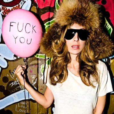 Amy Dresner - Former professional stand-up comic chats about new book "My Fair Junkie"