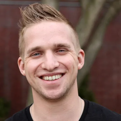 “I try to do two things each day for my recovery: trust God and help others.” – Greg’s recovery story