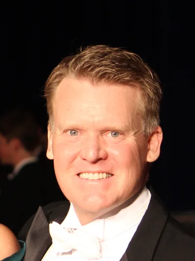 Episode #3 - High Truths on Drugs and Addiction with Dr. Ken Finn, Editor of first medical textbook on cannabis. Is there enough marijuana research?