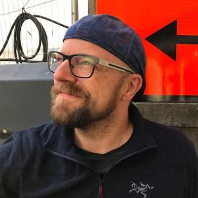 10 DAGAR OFF-LINE I ÖDESHÖG