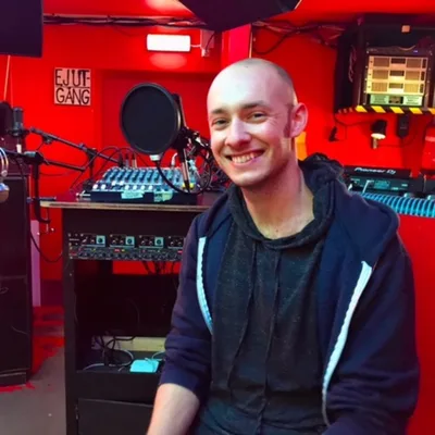 PSYKEDELIKA ISTÄLLET FÖR PSYKOFARMAKA?