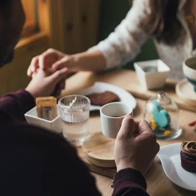 Dating: Red Flags, Promising Signs, and Helpful Tips: The Inner Bonding Podcast