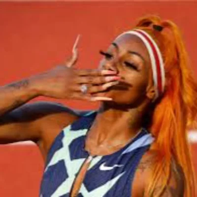 Lean on Me: Stanton sings COMMUNITY as therapy