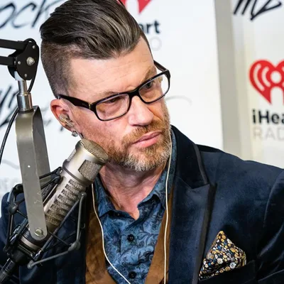 CHERI GARCIA IN STUDIO ON M2 THE ROCK LIVE FROM DFW COIN AND JEWELRY