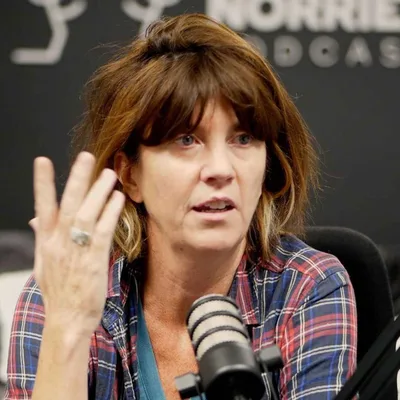 #121 Kim Bartley speaks about her most recent work 'Pure Grit', working with marginalised communities and the social situations she encountered through her work as a documentarian