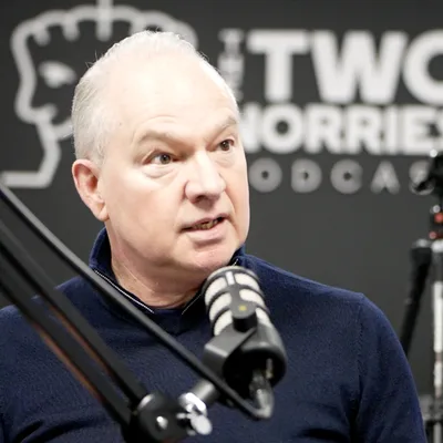 #84 Emergency Physician & Author Dr.Chris Luke talks about trauma, his life growing up and working in healthcare