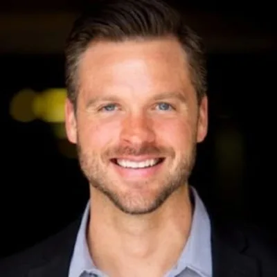 Ep023: Dr. David Henderson - Teens and Social Media Addiction | My Teenage Zombie