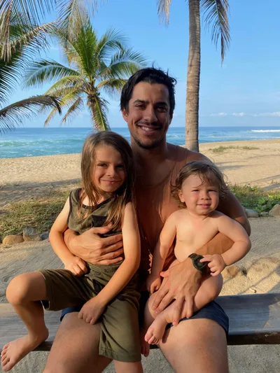 E09 / The Adventure of Young Fatherhood with Noah Rainey