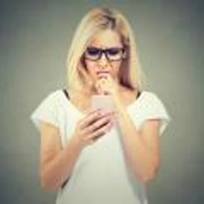 On the Verge Radio with Laura Richer - Using Your Breakdown for a Breakthrough: Swipe Left or Right: Is it time to quit or commit to dating?