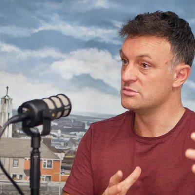 #169 Dr Niall Campbell talks psychotherapy and hypnosis.