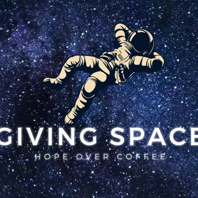 Giving Space [Julia Ogea] #035