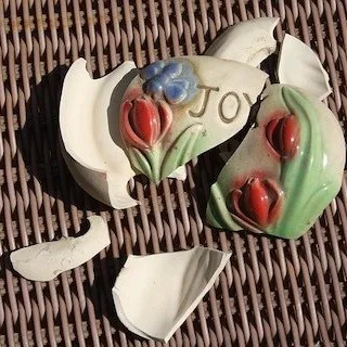 Why You Might Stay in an Unloving Relationship