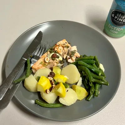 The most beautiful womyn in the whole parish (Sun, 17/12/2023)