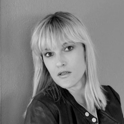 Ellen Elizabeth Escaping Alcohol to Living Her Dream