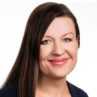 Rewriting the Narrative: Annie Grace's Revolution in the Battle against Alcohol Addiction