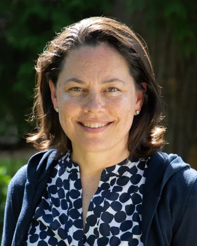 Colleen Schaeffel Dealing with her Parents' Addiction Finding her Path