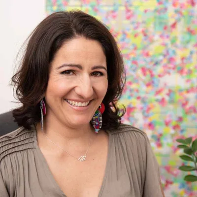 157. Somatic healing with psychotherapist Nikki Lucas