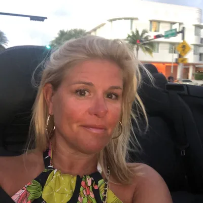 Episode 418- True Hearts: Embracing Valentine's Beyond the Glamour