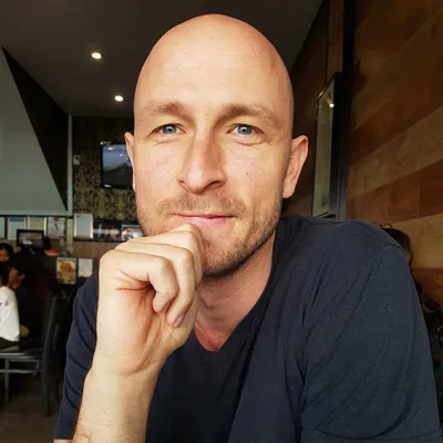 226. Triggers and why is change so damn hard with Dr Luke Sniewski