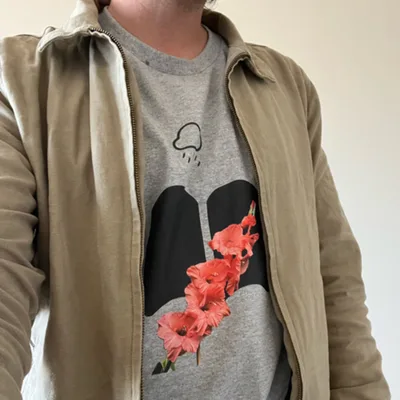 T-shirt 🌩️ 📖 🌺 (Fri, 12/07/2024)