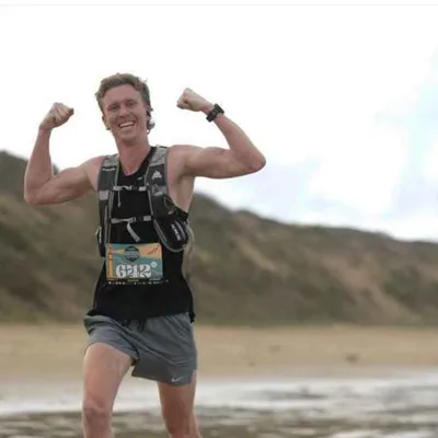 244. Celebrating 1 of sobriety at 27 years old with Snowy T