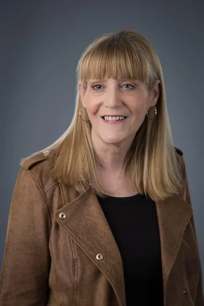 EP 104 – Love, Light & Healing: A Journey Through Sound w/Ellen Wier