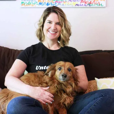 256. Navigating the Journey of Sobriety Finding Comfort in Discomfort with Deb Masner