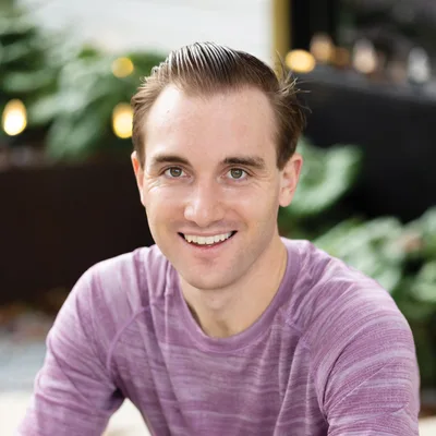 Trauma and Ecstasy: The Power of Psychedelic Therapy with Alex Abraham