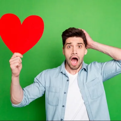 Dodging Intimacy: Are You Relationship-Avoidant?