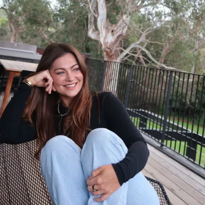 293. The consistency, grief and acceptance required for change with Ash Butterss