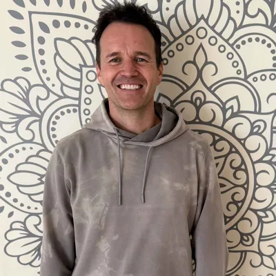 310. Plant medicine as a pathway to healing and sobriety with Colin Laird