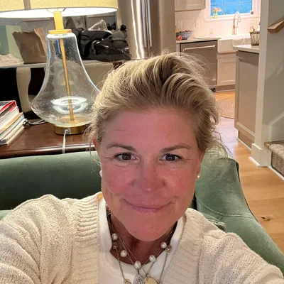 Episode 567 Friends Fix Everything: My Self-Care Escape