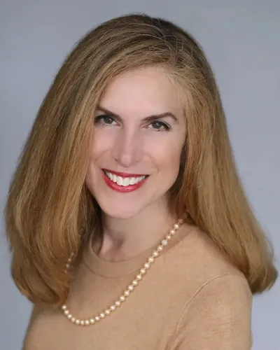 EP 131 – Rewriting Traumatic Memories with Tholáge® Neuropsychotherapy with Deanna Chrones