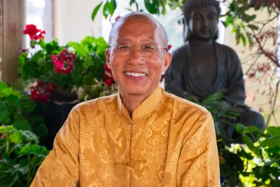 EP 141 – Coming Home to Embodied Awakening: Qigong, Energy, and Reclaiming Power with Master Mingtong Gu