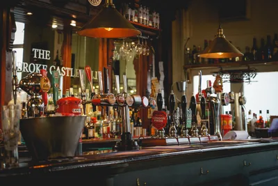 MPs push for clearer drink prices in UK pubs and bars