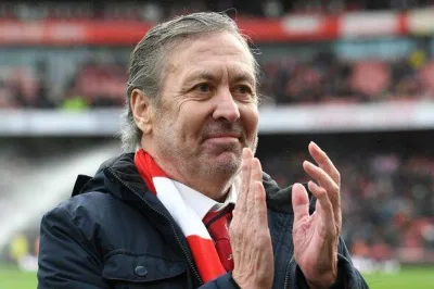 Kenny Sansom on Alcohol Addiction, Rock Bottom and Rebuilding His Life