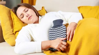 Doctor warns heat and alcohol can raise cystitis risk – and how to protect your