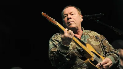 UB40’s Ali Campbell on Going Teetotal After Years of Hard Partying