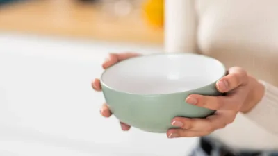 Sudden Food Cravings Linked to Early Frontotemporal Dementia
