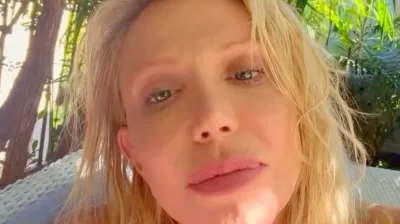 Courtney Love recalls near-fatal illness during early sobriety